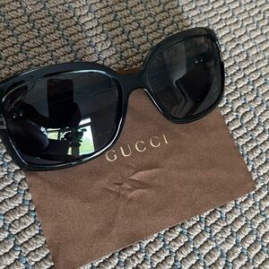 GUCCI sunglasses